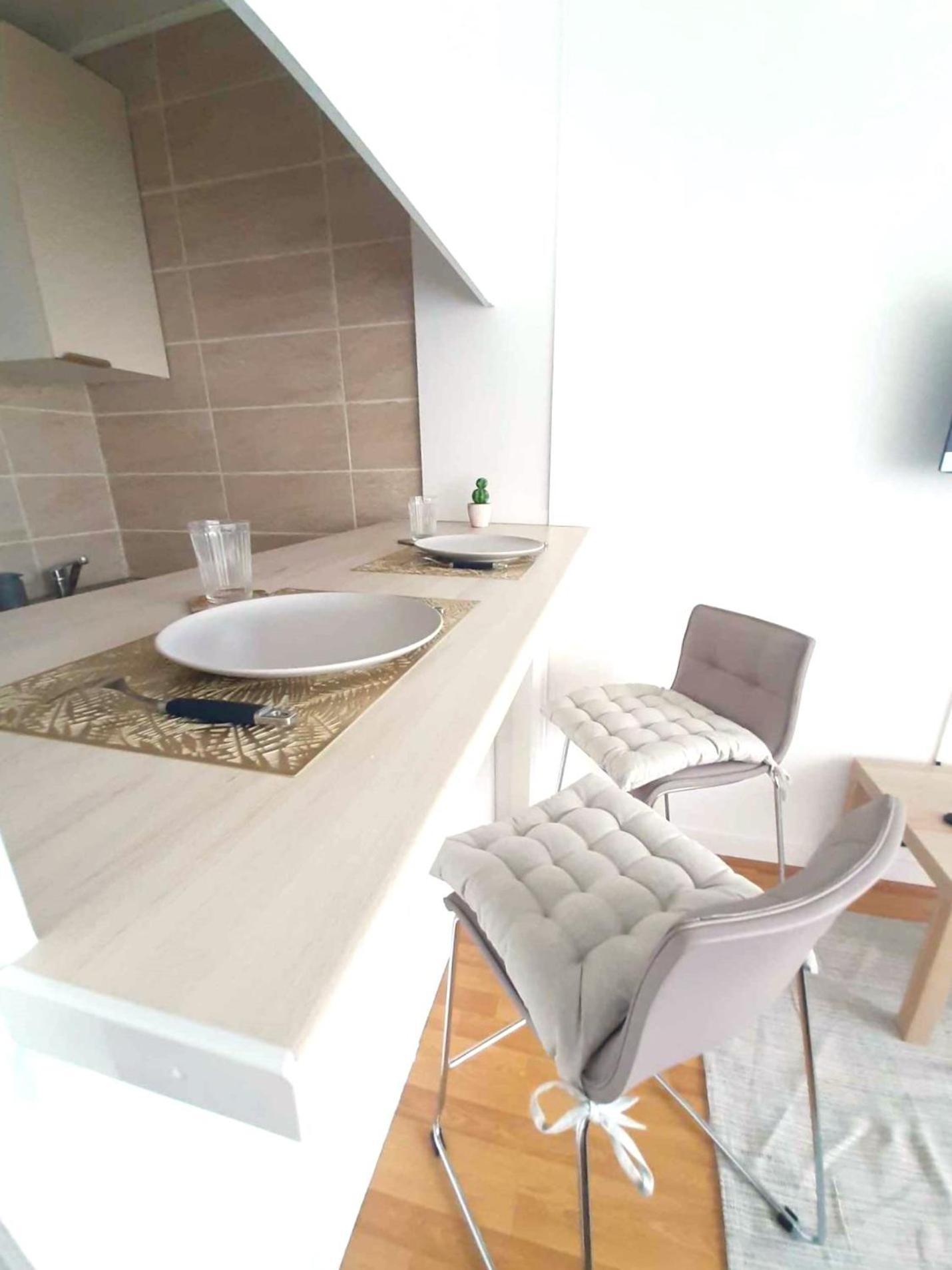 Apartamento Au Havre Des Sacres - Balcon - Proximite Centre Reims Exterior foto